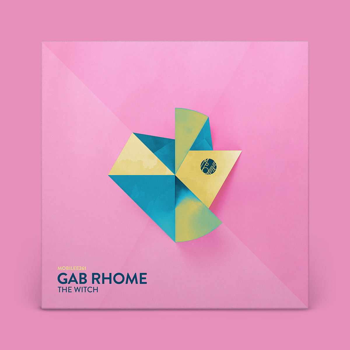 Mobilee261_GabRhome_TheWitch_mockup